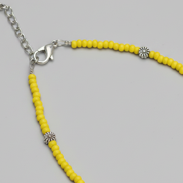 Glass Beaded Anklet with Dandelion Charms : Yellow