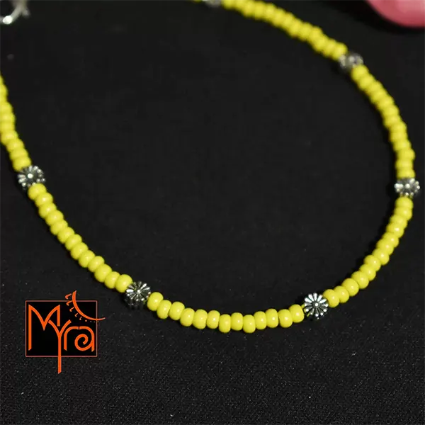 Glass Beaded Anklet with Dandelion Charms : Yellow