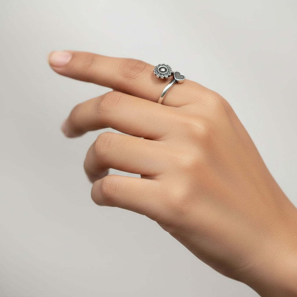 The Flower & Heart Ring