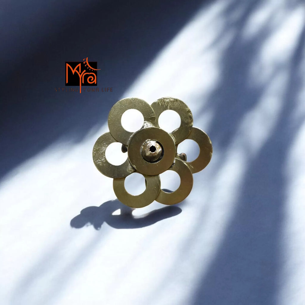 The Abstract Bloom Ring