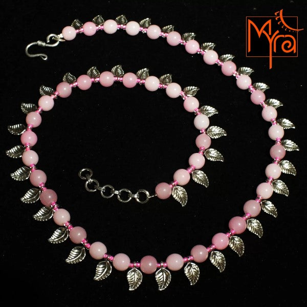 Metal Leaf Charm Pink Beaded Necklace