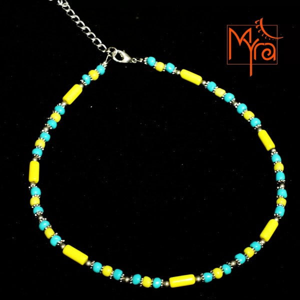 Minimalist Bead and Metal Pieces Necklace : Yellow, Turquoise