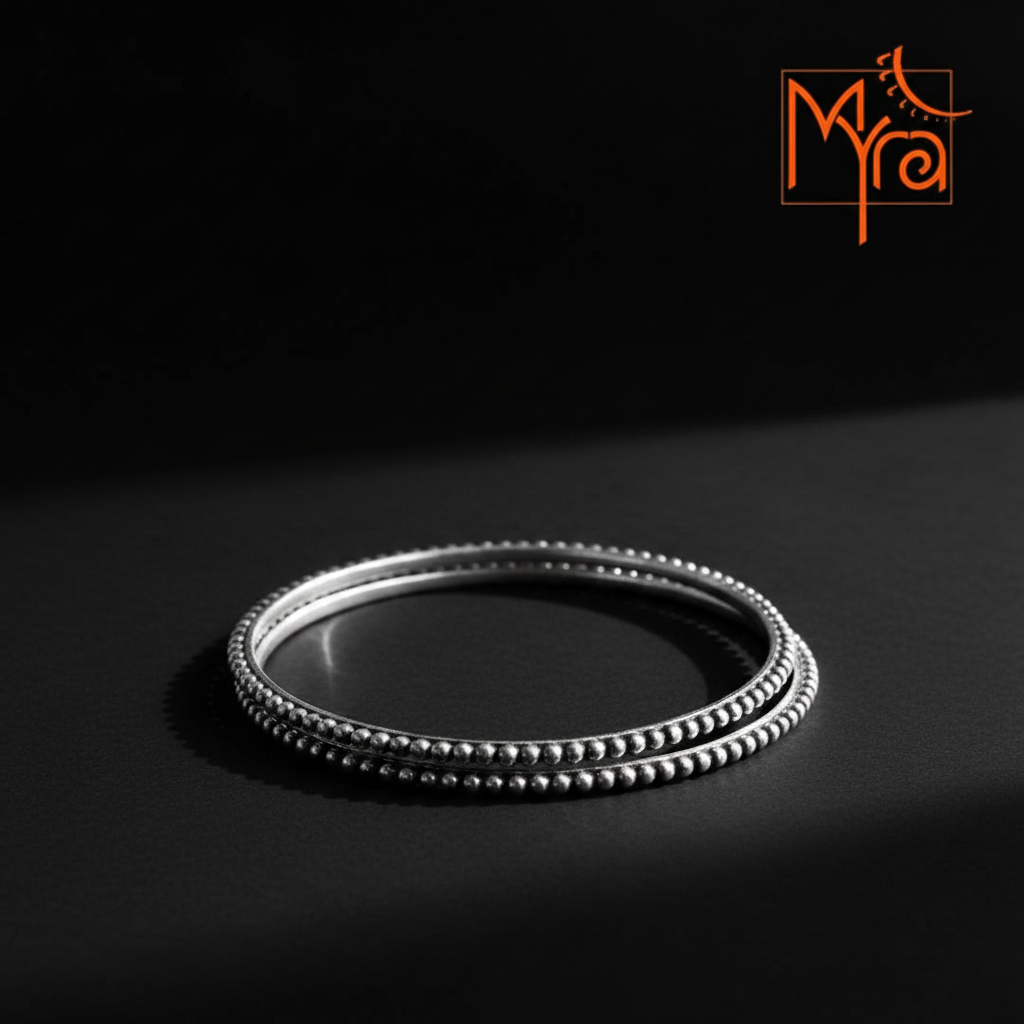 Pure Silver Bangle : (Size 26)