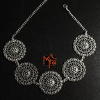 Heavy Metal Flower Pattern Choker : Silver