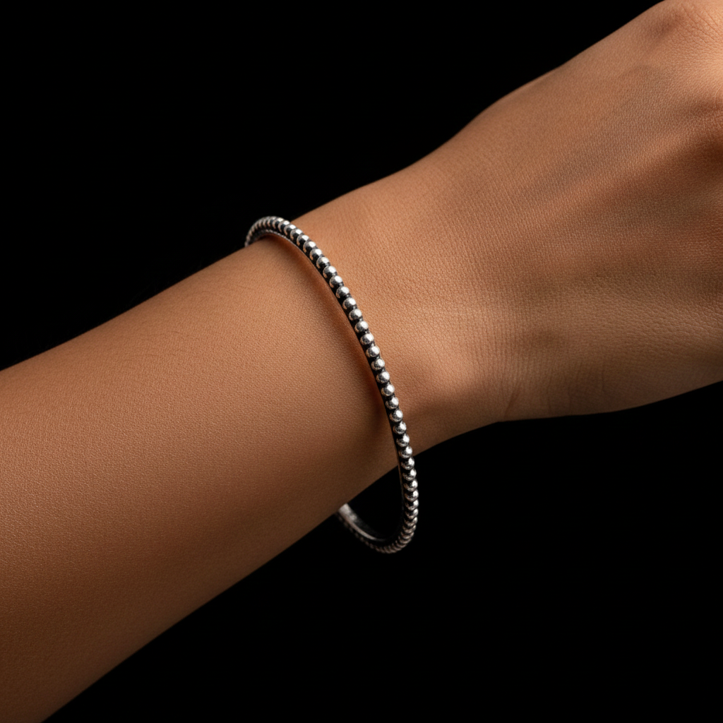 Pure Silver Bangle : (Size 26)