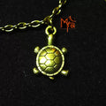 Metal Turtle Charm Bracelet (Golden)