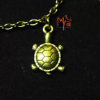 Metal Turtle Charm Bracelet (Golden)
