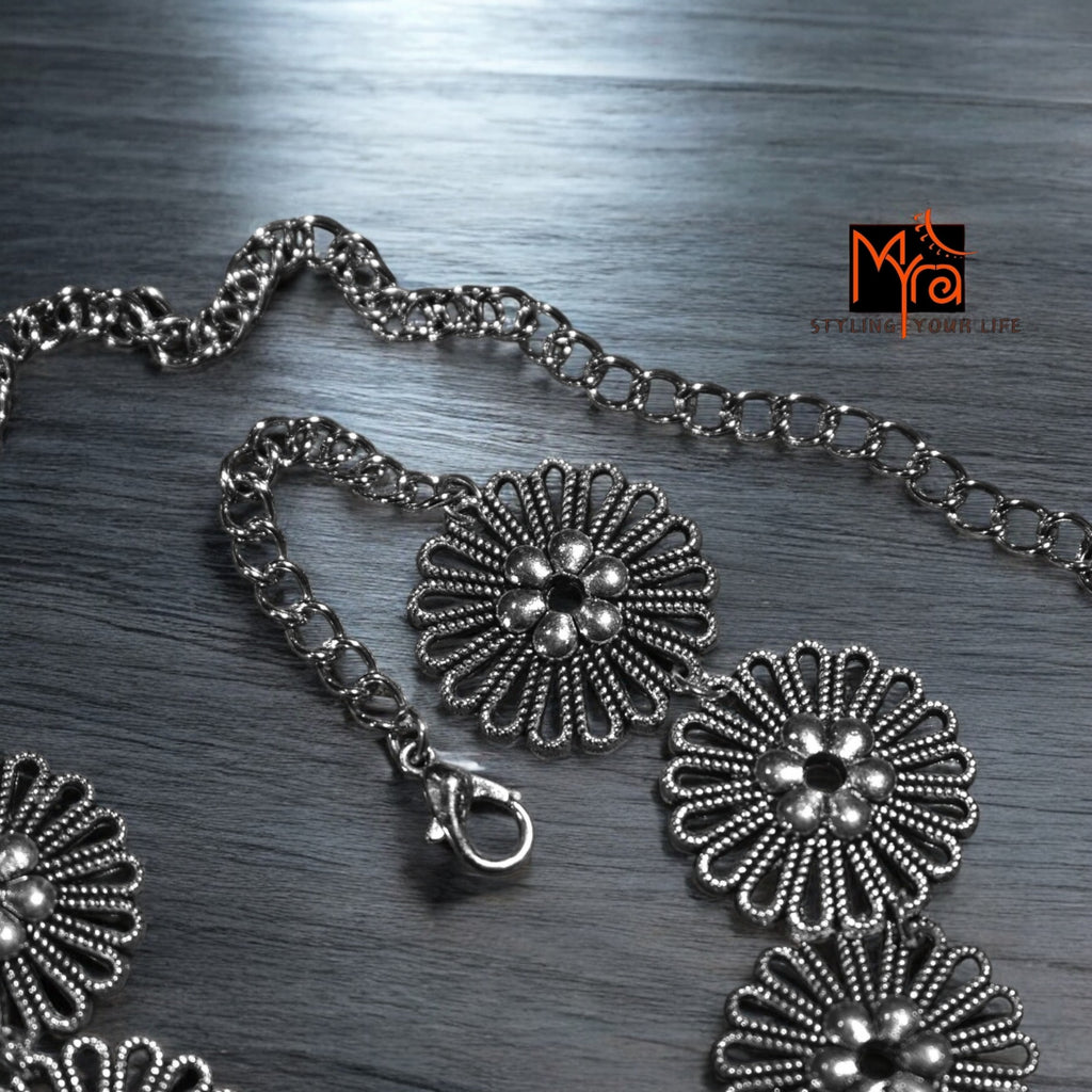 Dandelion Metal Choker : Silver