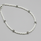 Glass Beaded Anklet with Dandelion Charms : White