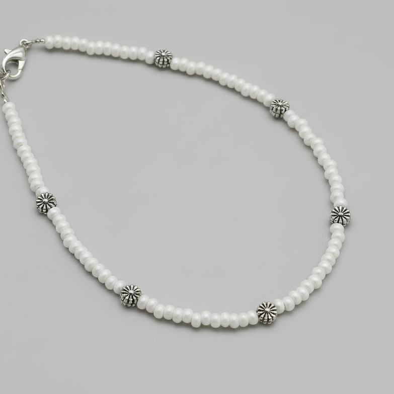 Glass Beaded Anklet with Dandelion Charms : White