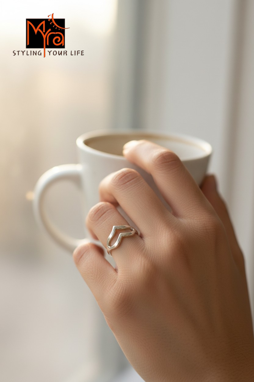 Double Wave Pattern Ring
