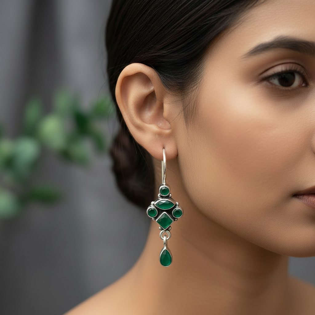 Pure Silver Green Onyx Ornamental Drop