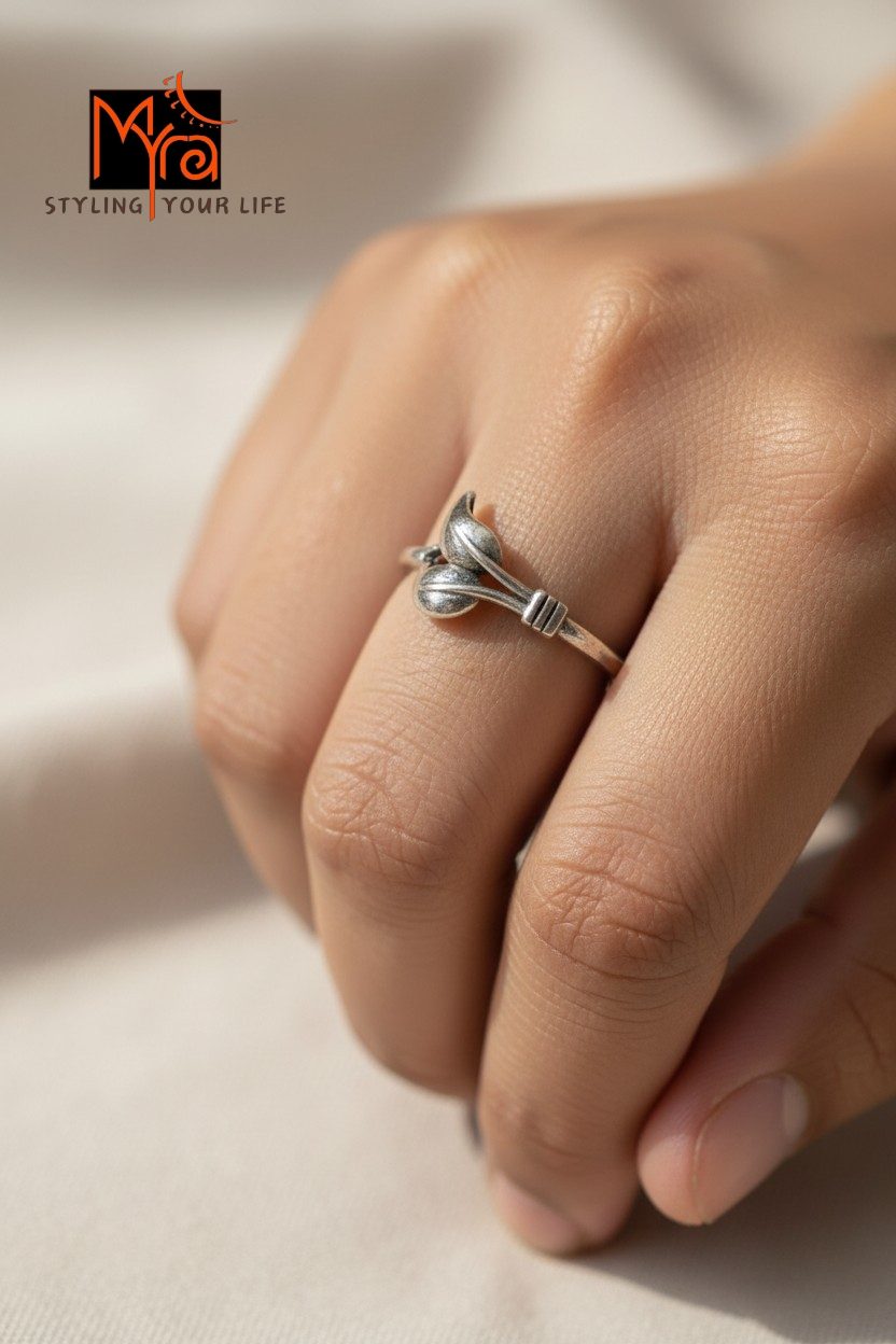 Double Leaf Band Ring