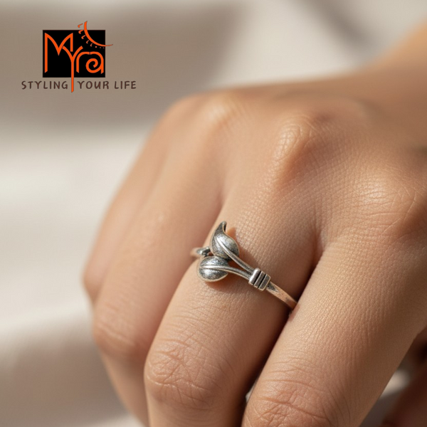 Double Leaf Band Ring