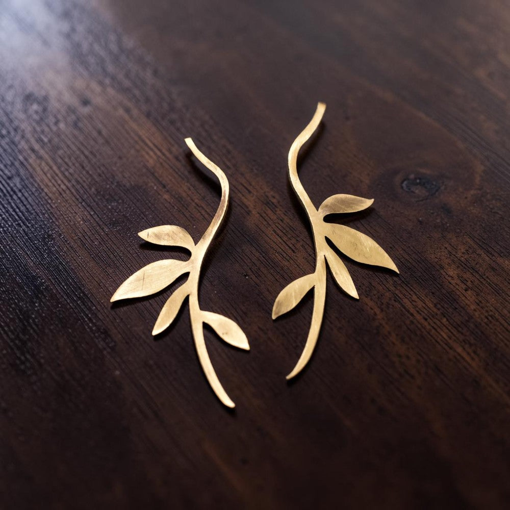 Lata - Tendril Leaves Brass Earrings