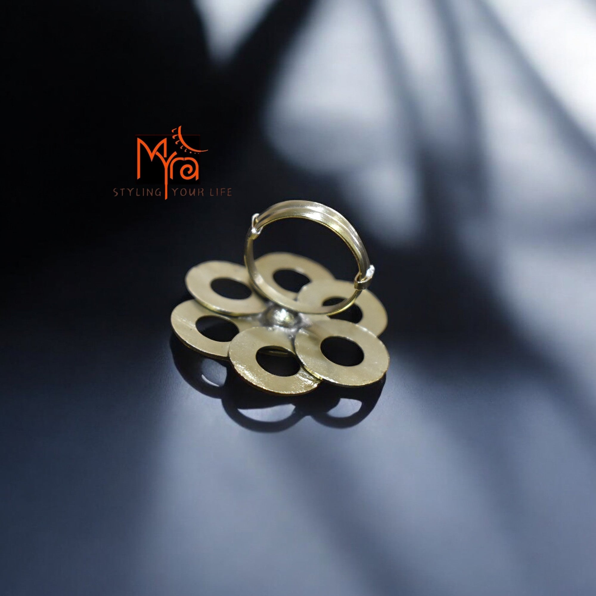 The Abstract Bloom Ring