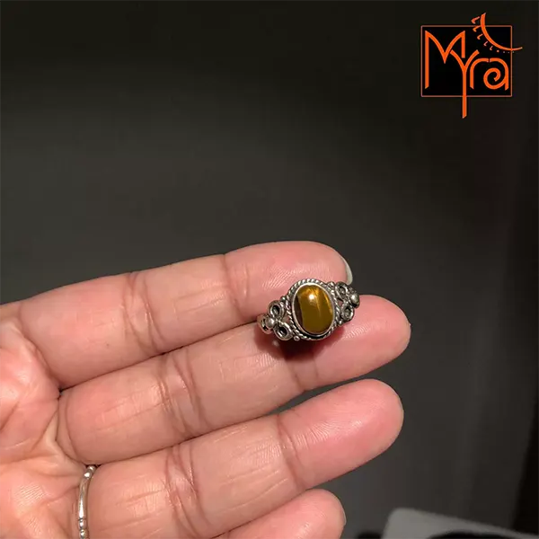 Oval Tiger Eye Band Ring