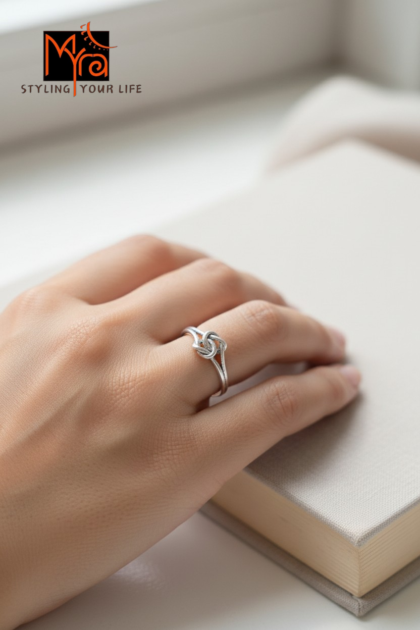 Double Knot Ring