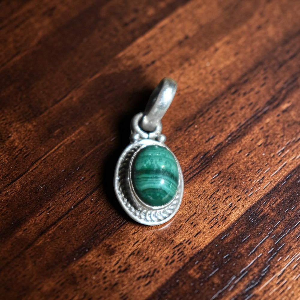 Malachite Forest Vein Pendant 92.5 sterling silver MYRA