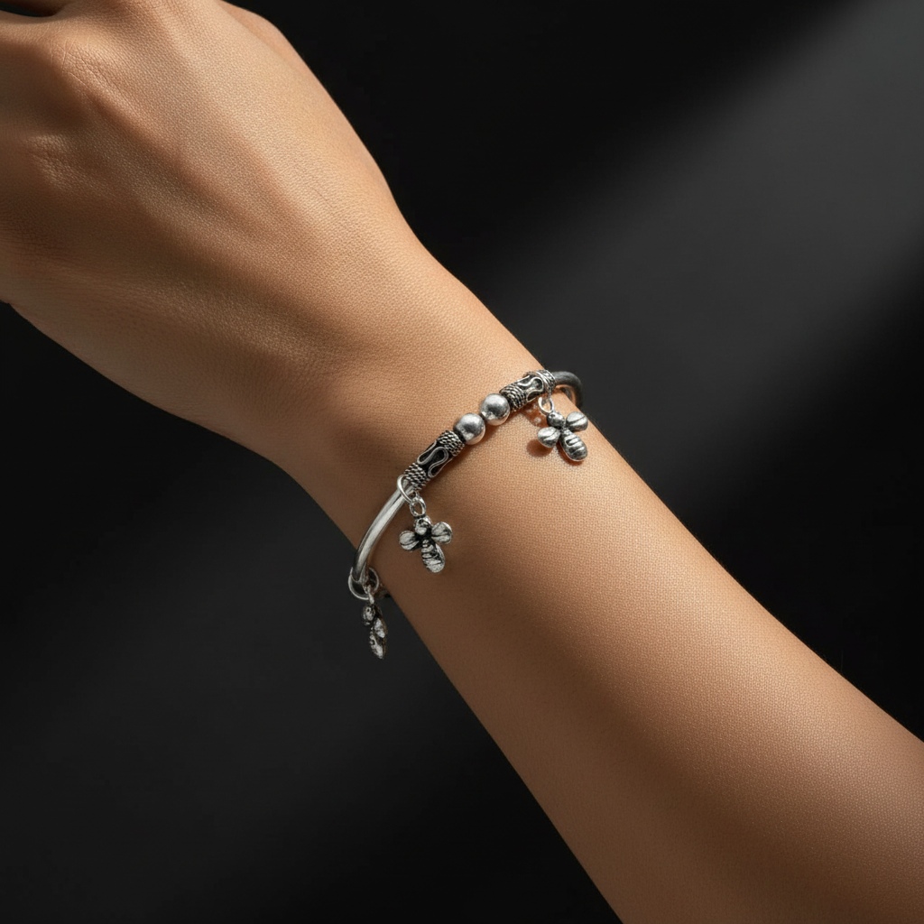 Silver Bee Bangle