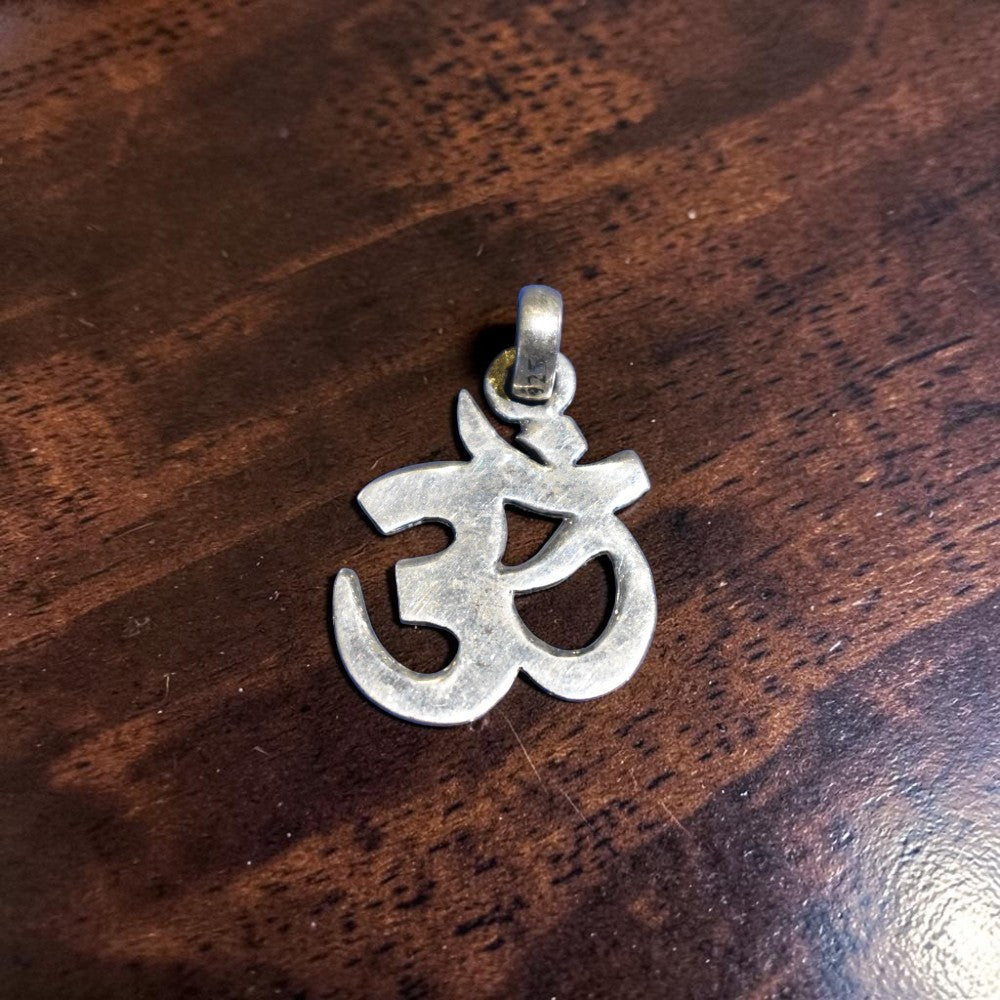 Pure Silver Om Pendant 92.5 sterling silver MYRA