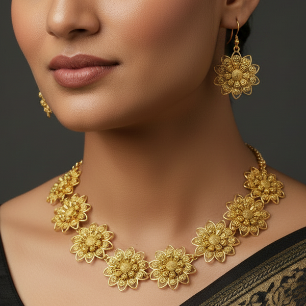 Geometric Floral Choker Set : Golden
