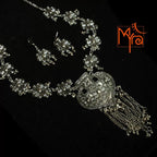 Spade Locket Metal Necklace with Earrings