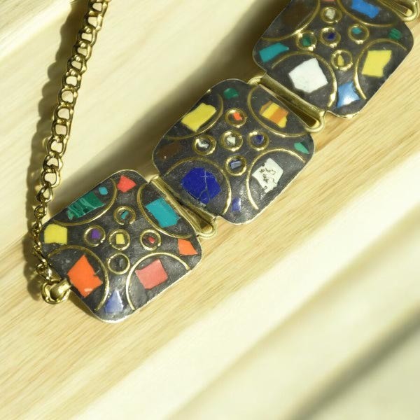Square Pattern Tibetan Stone Choker : Multicolor