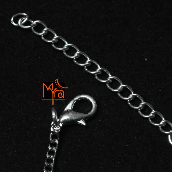 Metal Peace Charm Bracelet (Silver)
