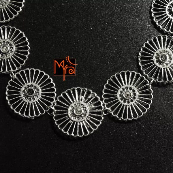 Oxidised Dandelion Pattern Choker : Silver
