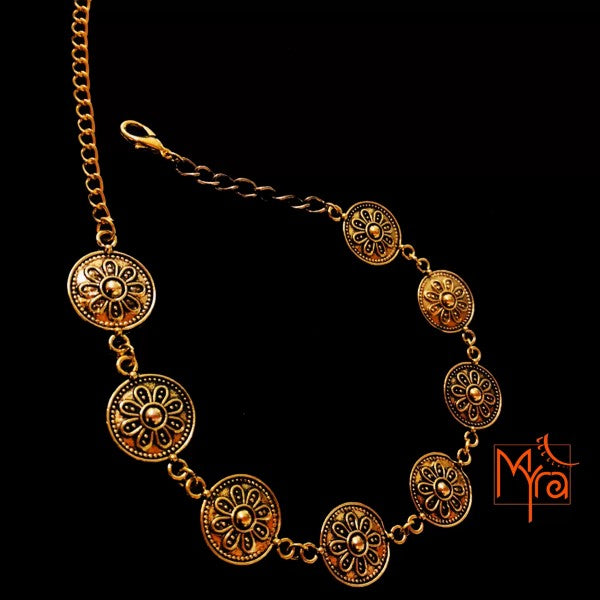 Flower on Guinea Shaped Choker : Golden