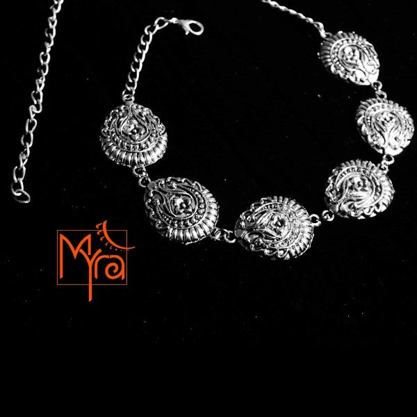 Teardrop Shaped Garden Pattern Metal Choker : Silver