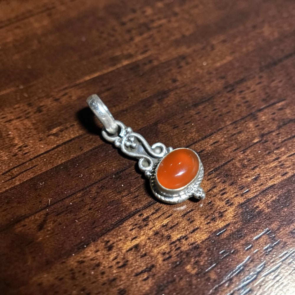 Handcrafted carnelian silver pendant online India MYRA