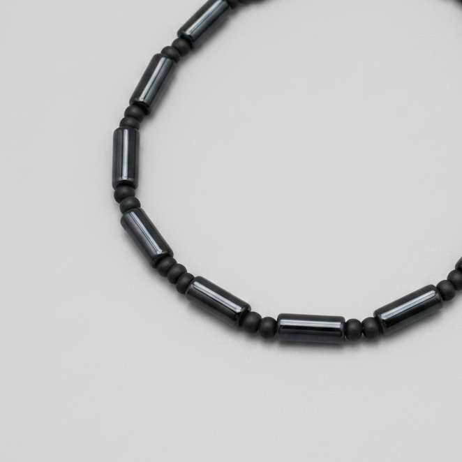 Pipe Beaded Anklet : Black