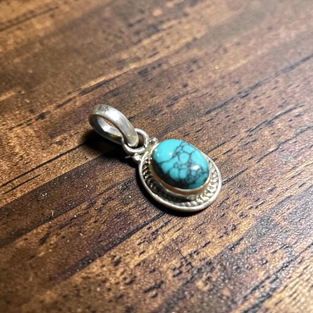 Handcrafted turquoise silver pendant online India MYRA