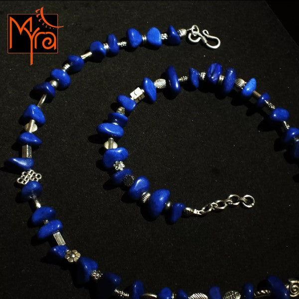 Onyx Stone and Metal Charms Necklace : Royal Blue