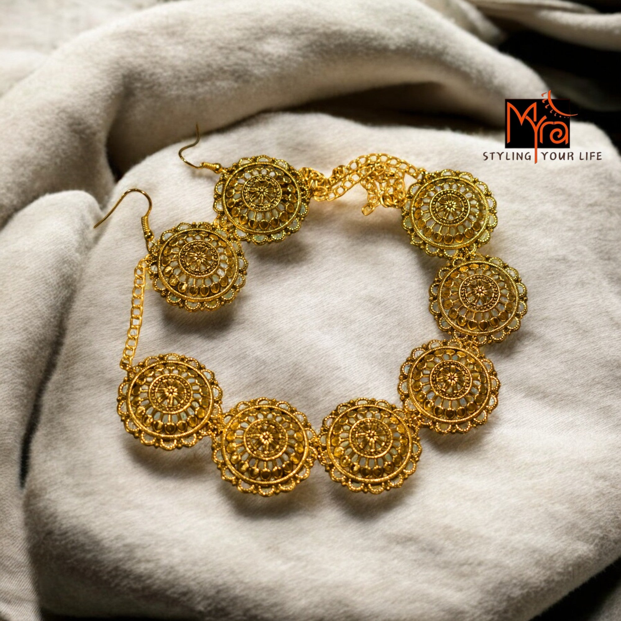 Vintage Floral Choker Set : Golden