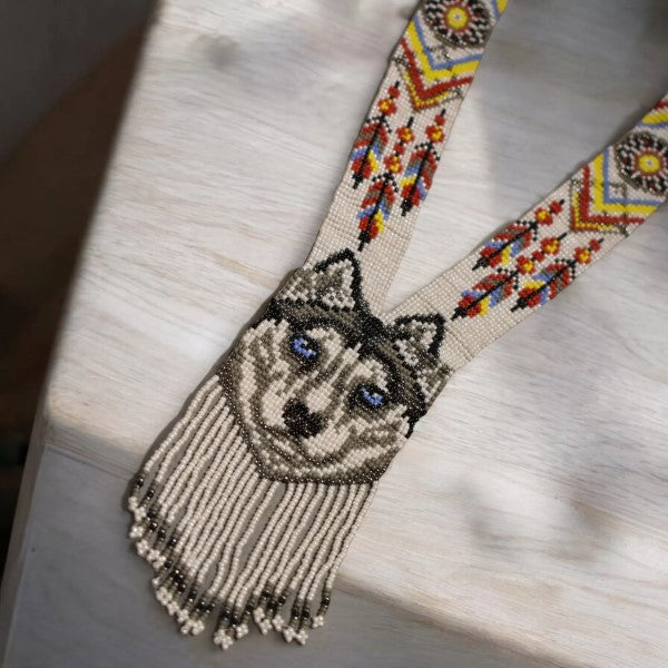 African Weave Necklace : Wolf