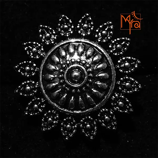 Sun Pattern Oxidised Cocktail Ring