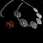 Abstract Flower Engraved Metal Choker : Silver