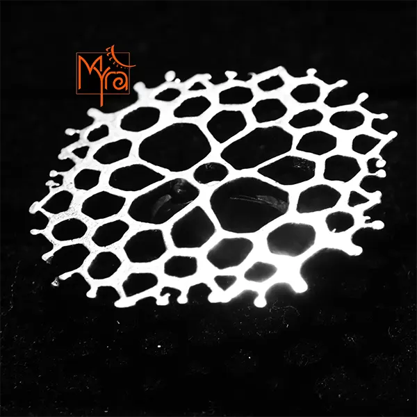 Abtract Pattern Netted Cocktail Ring