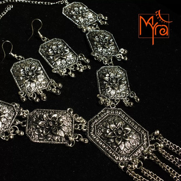 Rectangle Shaped Locket Metal Necklace with Earrings