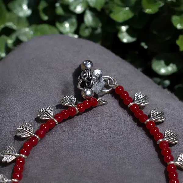 Charm & Bead Anklet : Maroon Maple