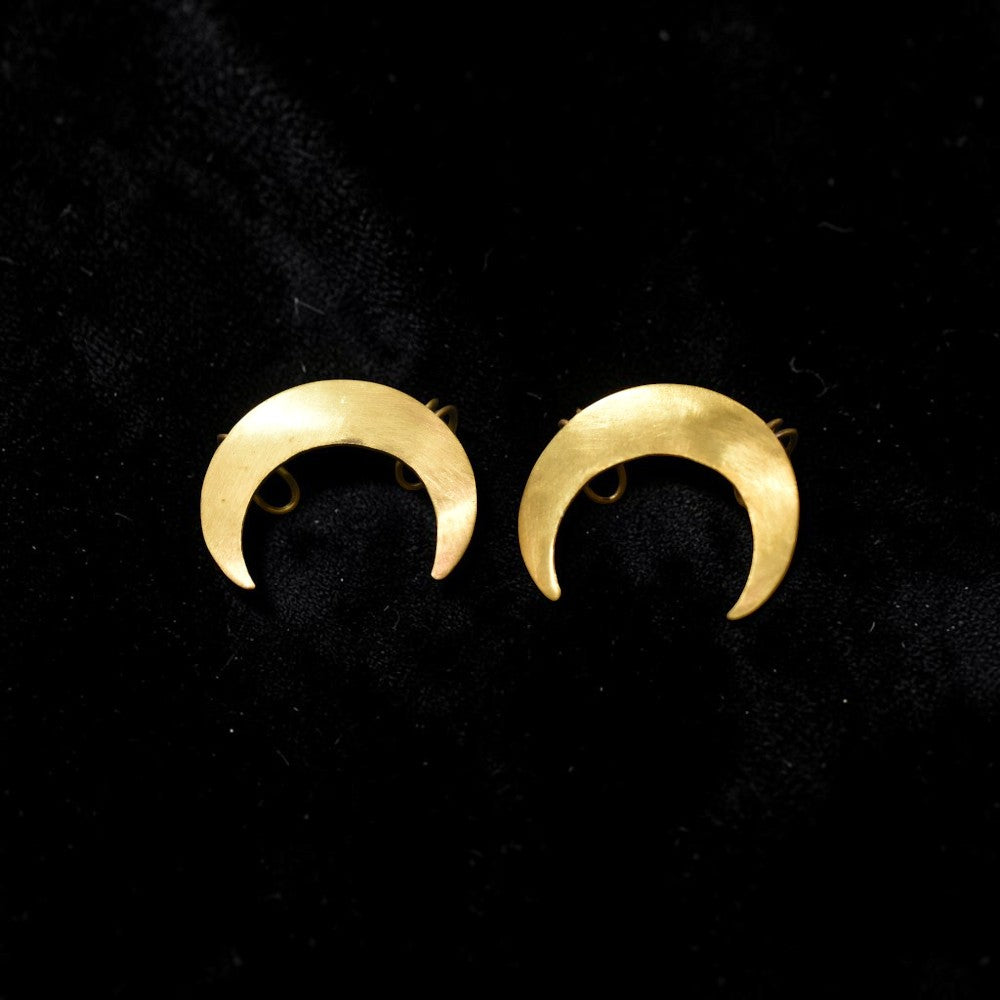 Ardha - Crescent Brass Ear Cuff