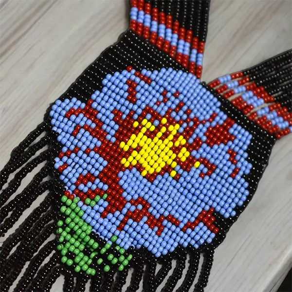 African Weave Necklace : Flower