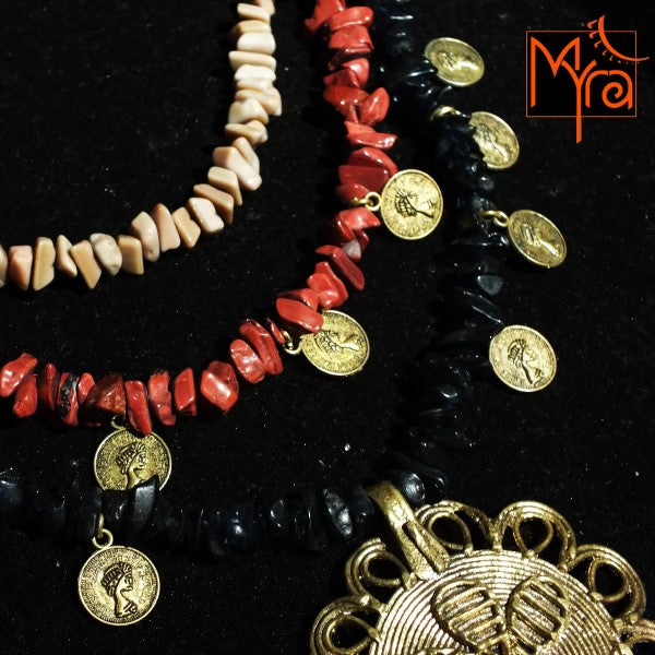 Shades of Pink Uncut Stone Necklace with Dokra Locket : Flower