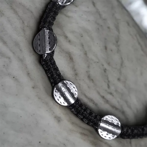 Black Thread Charm Anklet : Circle Pipe