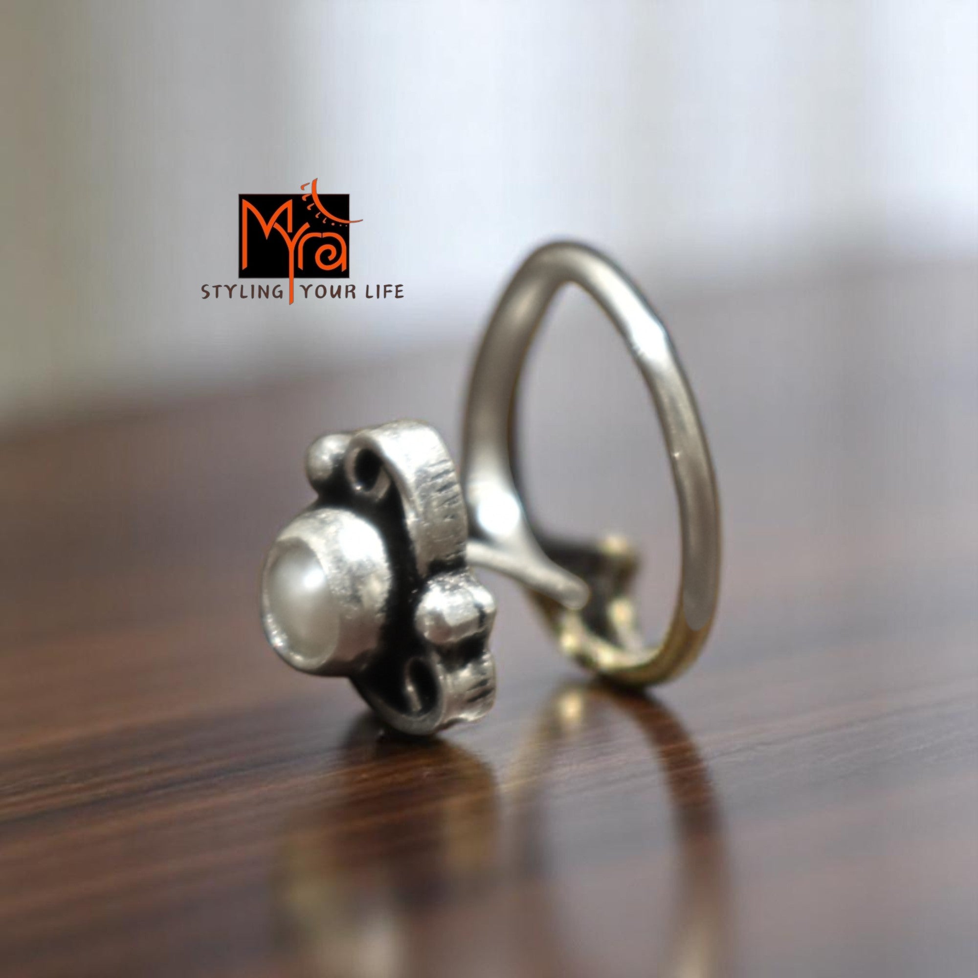Buy charita pearl silver nosepin online India MYRA