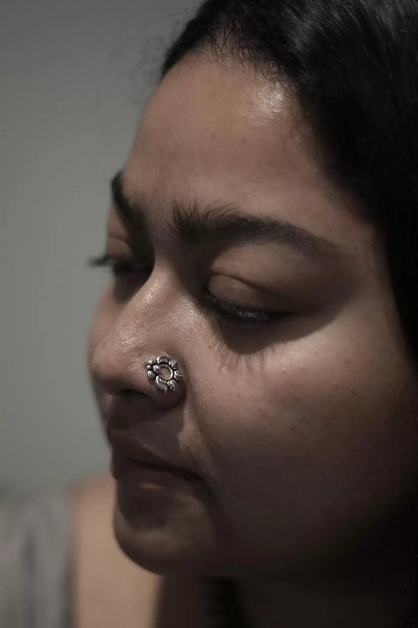 Charulata Silver Nosepin