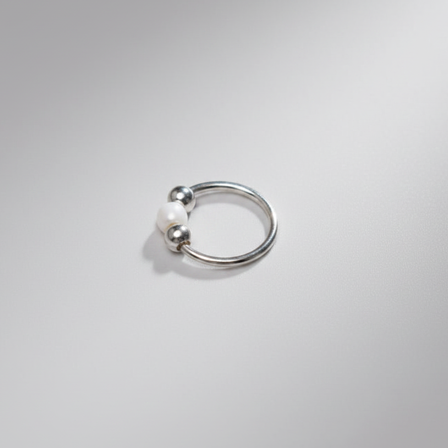 Shwet – White Bead 925 Sterling Silver Nose Ring